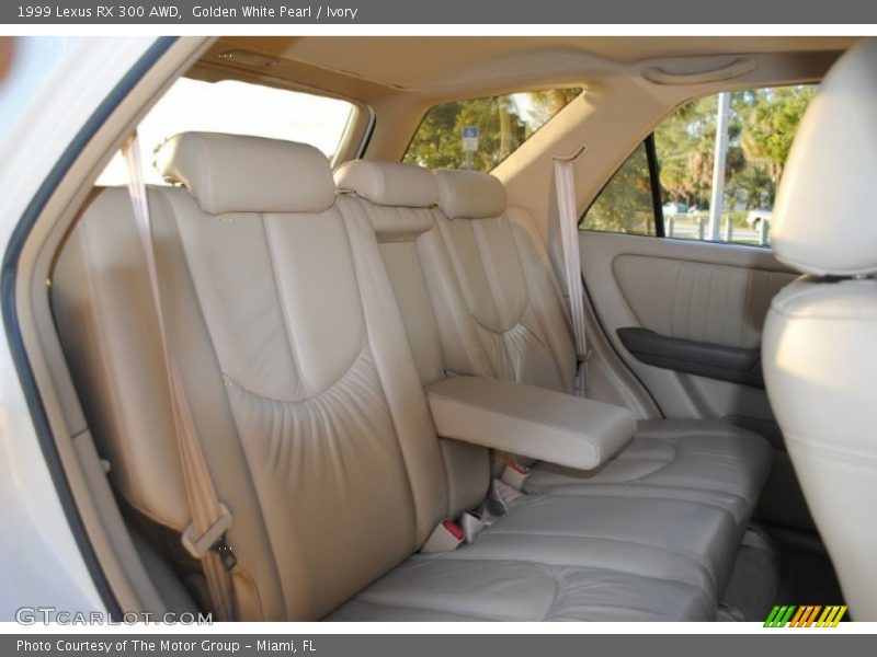 Golden White Pearl / Ivory 1999 Lexus RX 300 AWD