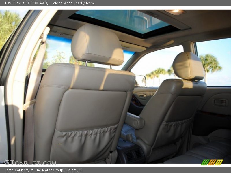 Golden White Pearl / Ivory 1999 Lexus RX 300 AWD