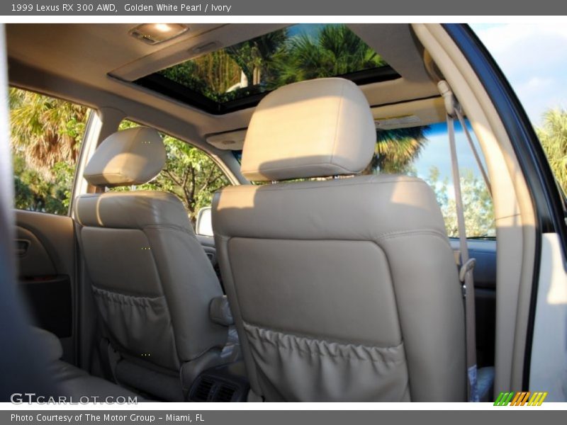 Golden White Pearl / Ivory 1999 Lexus RX 300 AWD