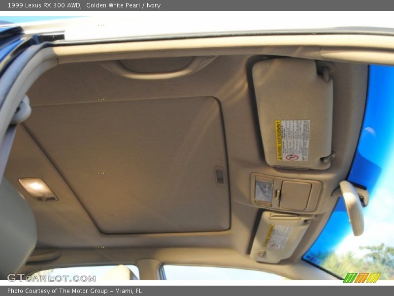 Golden White Pearl / Ivory 1999 Lexus RX 300 AWD