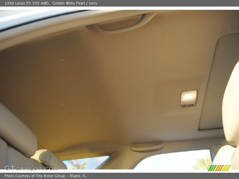 Golden White Pearl / Ivory 1999 Lexus RX 300 AWD
