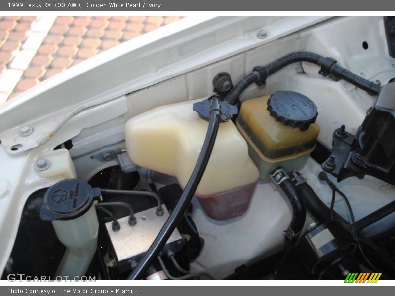 Golden White Pearl / Ivory 1999 Lexus RX 300 AWD