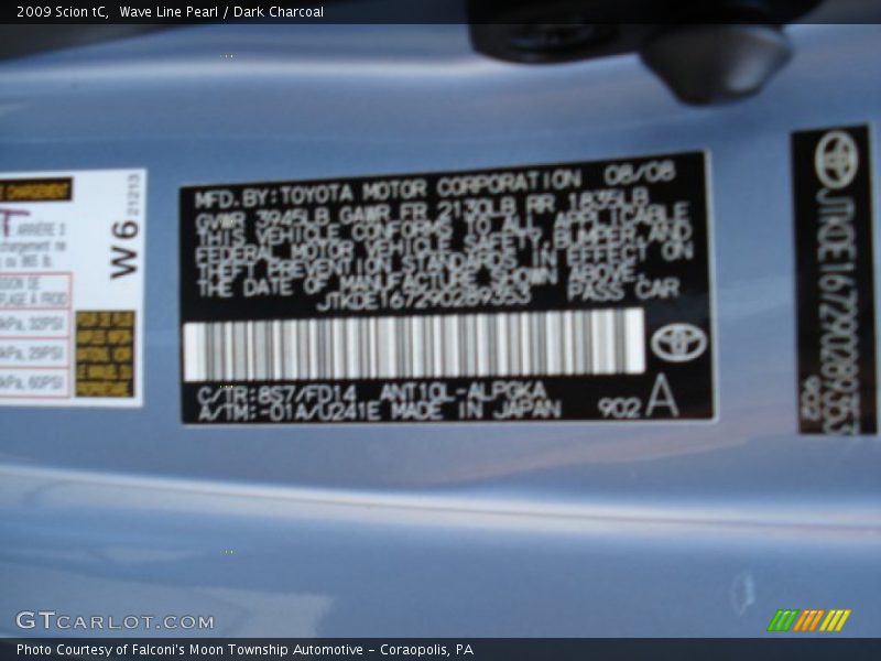 Wave Line Pearl / Dark Charcoal 2009 Scion tC