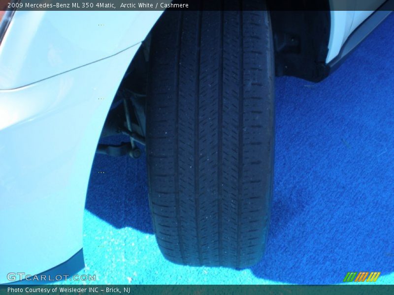 Arctic White / Cashmere 2009 Mercedes-Benz ML 350 4Matic