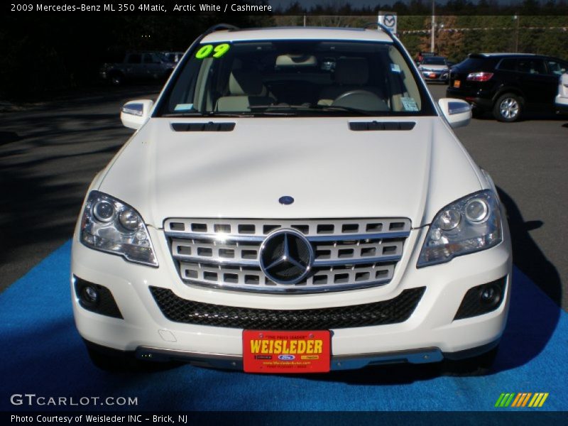 Arctic White / Cashmere 2009 Mercedes-Benz ML 350 4Matic