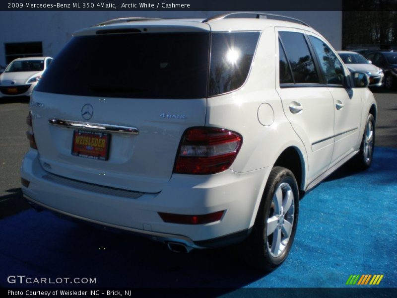 Arctic White / Cashmere 2009 Mercedes-Benz ML 350 4Matic