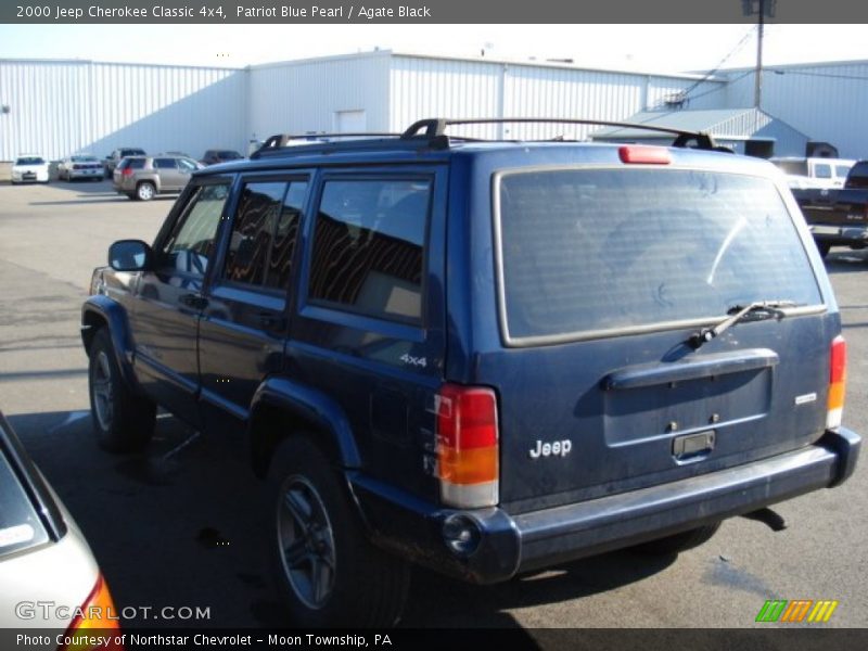 Patriot Blue Pearl / Agate Black 2000 Jeep Cherokee Classic 4x4