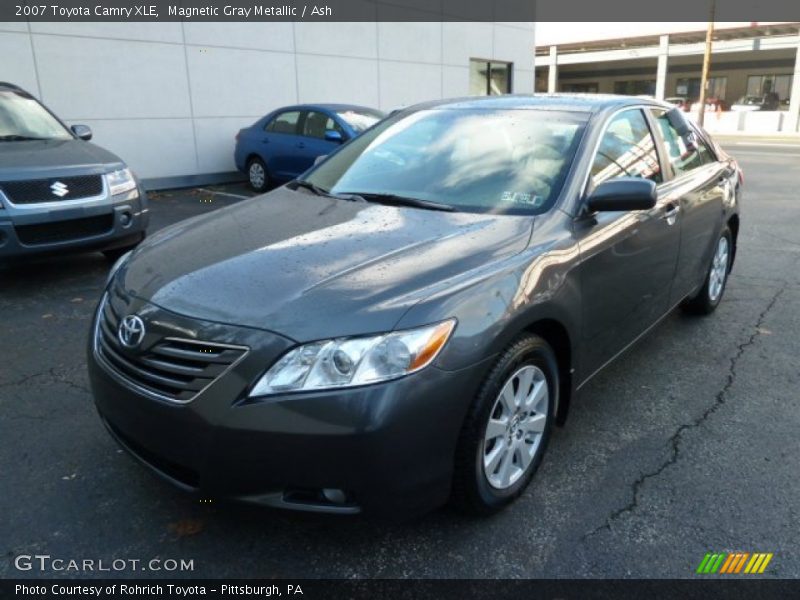 Magnetic Gray Metallic / Ash 2007 Toyota Camry XLE