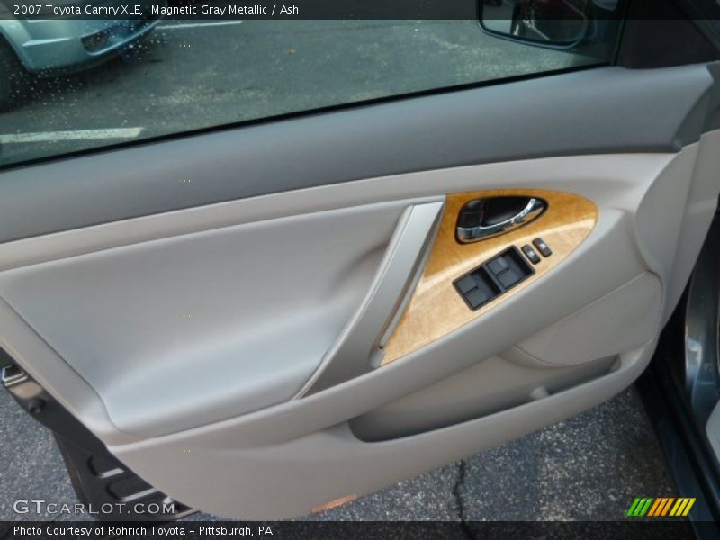 Magnetic Gray Metallic / Ash 2007 Toyota Camry XLE