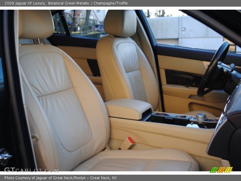  2009 XF Luxury Champagne/Truffle Interior