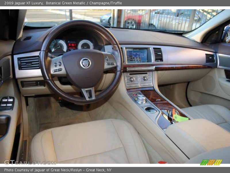 Botanical Green Metallic / Champagne/Truffle 2009 Jaguar XF Luxury