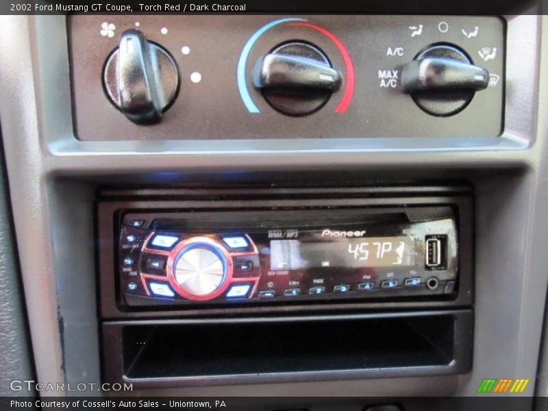 Controls of 2002 Mustang GT Coupe