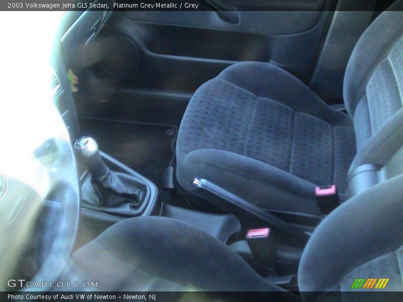 Platinum Grey Metallic / Grey 2003 Volkswagen Jetta GLS Sedan