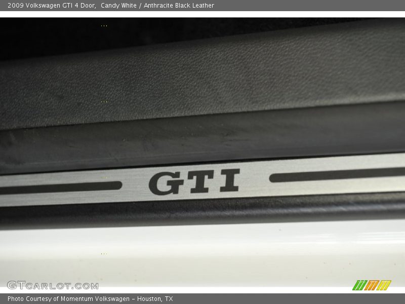 Candy White / Anthracite Black Leather 2009 Volkswagen GTI 4 Door