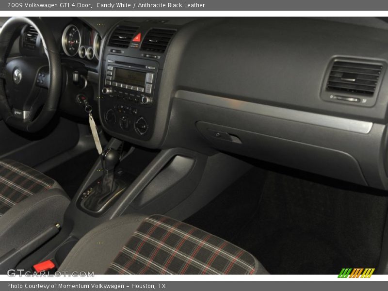 Candy White / Anthracite Black Leather 2009 Volkswagen GTI 4 Door