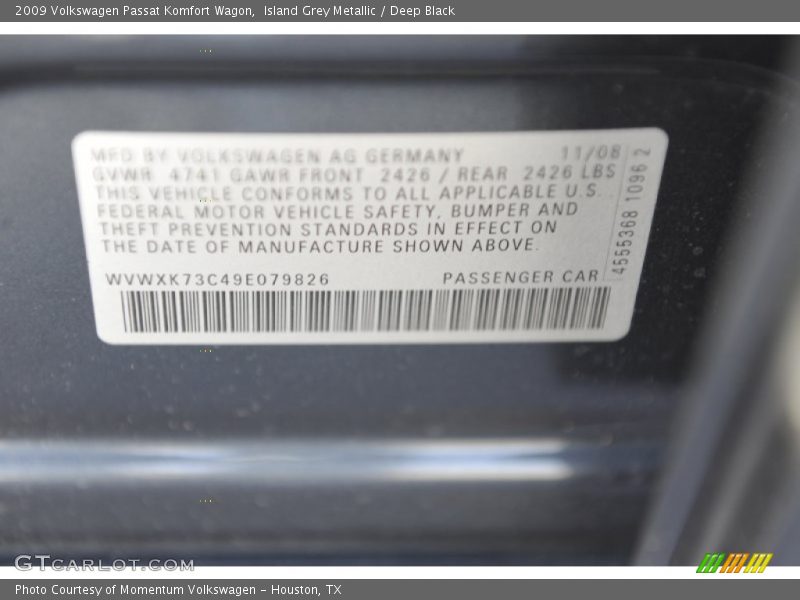 Island Grey Metallic / Deep Black 2009 Volkswagen Passat Komfort Wagon