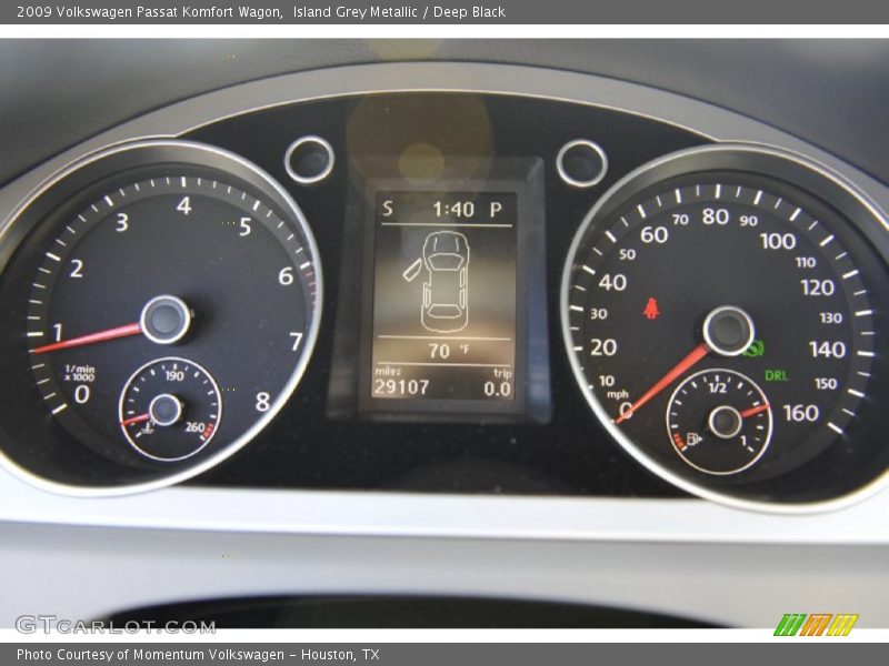 Island Grey Metallic / Deep Black 2009 Volkswagen Passat Komfort Wagon