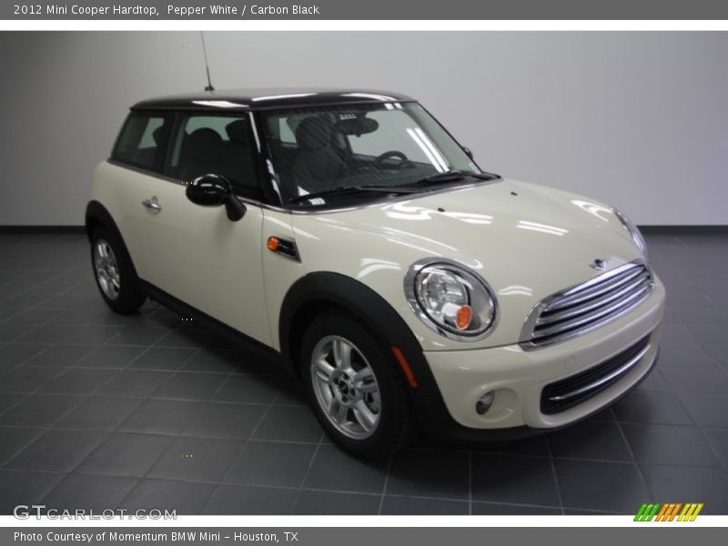 Pepper White / Carbon Black 2012 Mini Cooper Hardtop