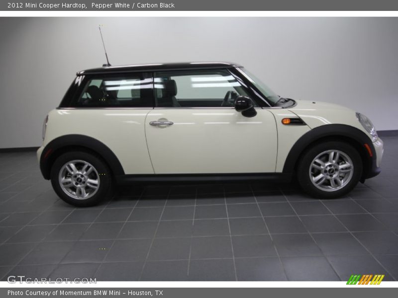 Pepper White / Carbon Black 2012 Mini Cooper Hardtop