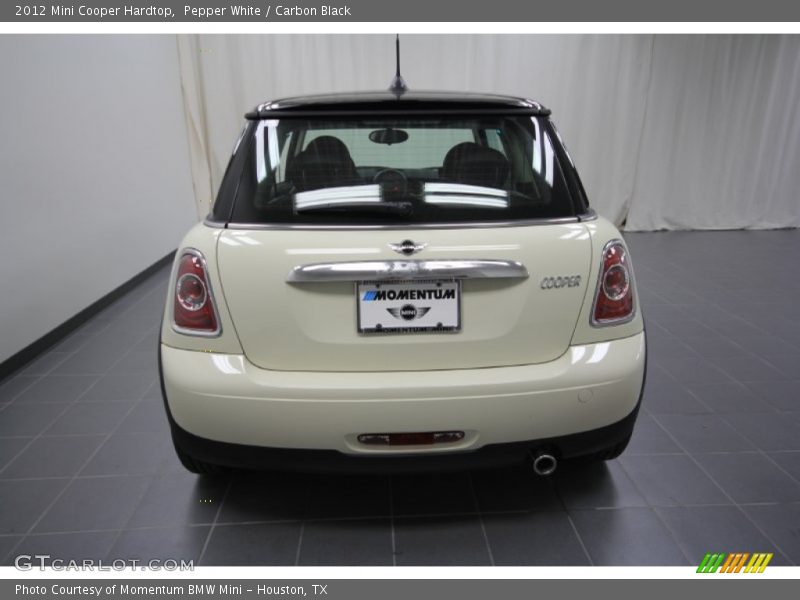 Pepper White / Carbon Black 2012 Mini Cooper Hardtop