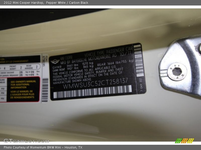 Pepper White / Carbon Black 2012 Mini Cooper Hardtop