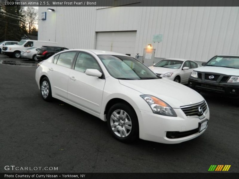 Winter Frost Pearl / Blond 2009 Nissan Altima 2.5 S