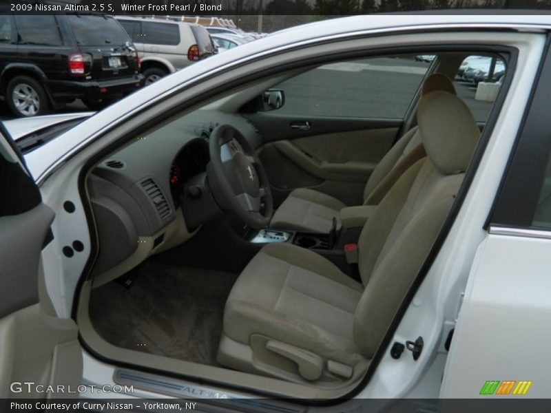 Winter Frost Pearl / Blond 2009 Nissan Altima 2.5 S