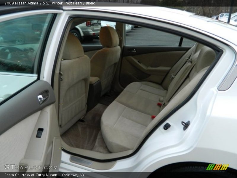 Winter Frost Pearl / Blond 2009 Nissan Altima 2.5 S