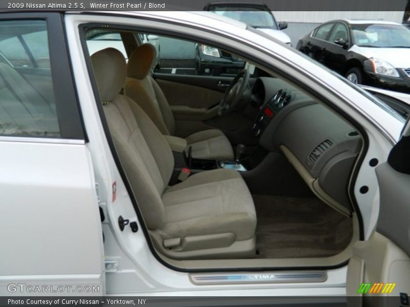 Winter Frost Pearl / Blond 2009 Nissan Altima 2.5 S