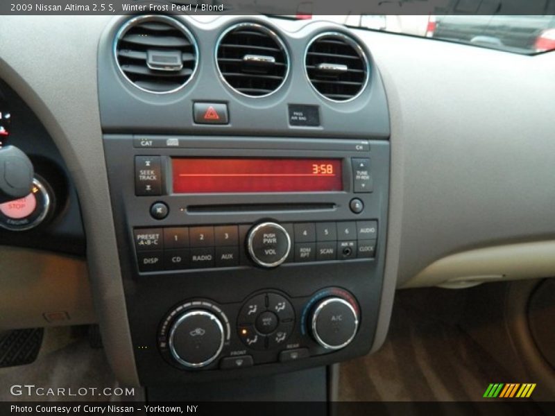 Winter Frost Pearl / Blond 2009 Nissan Altima 2.5 S