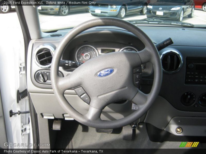 Oxford White / Medium Flint Grey 2005 Ford Expedition XLS