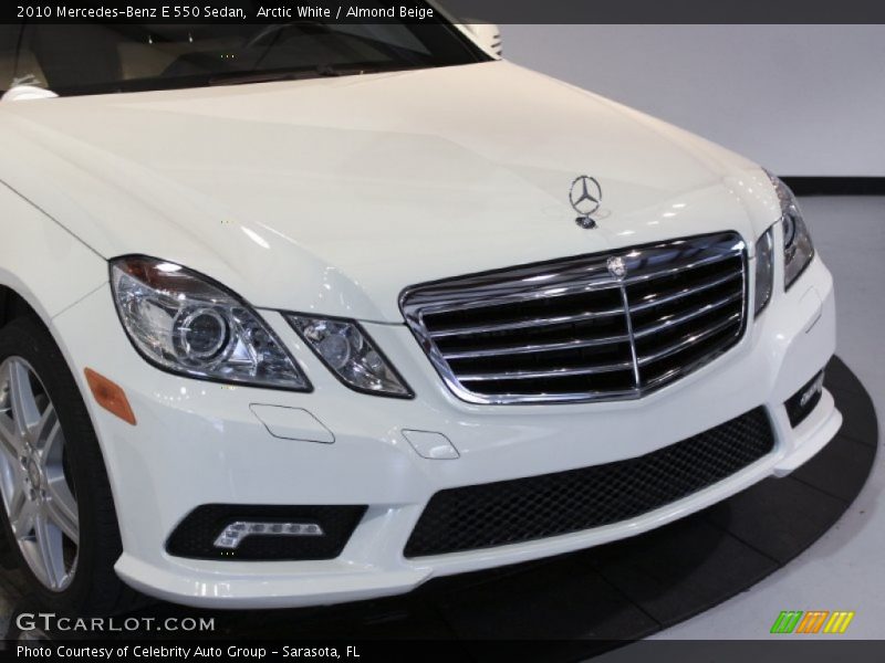 Arctic White / Almond Beige 2010 Mercedes-Benz E 550 Sedan