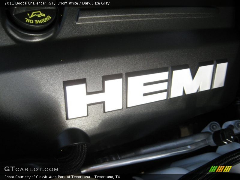 Bright White / Dark Slate Gray 2011 Dodge Challenger R/T