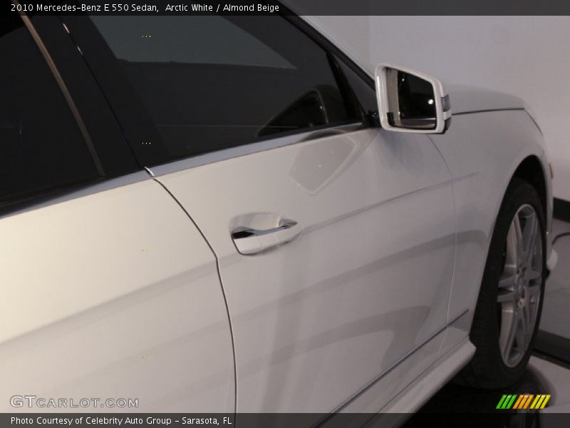 Arctic White / Almond Beige 2010 Mercedes-Benz E 550 Sedan