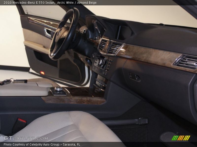 Arctic White / Almond Beige 2010 Mercedes-Benz E 550 Sedan