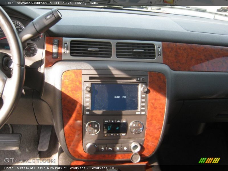 Black / Ebony 2007 Chevrolet Suburban 1500 LTZ 4x4