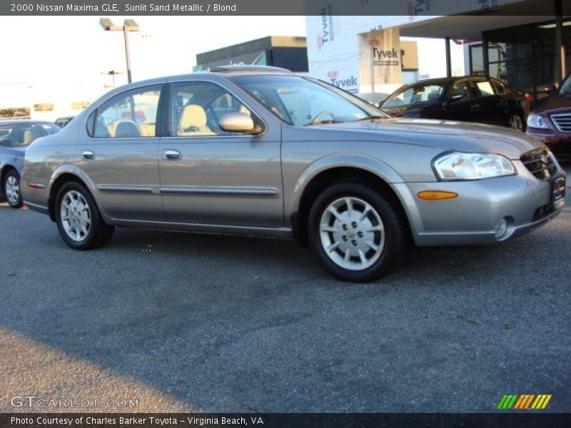 Sunlit Sand Metallic / Blond 2000 Nissan Maxima GLE