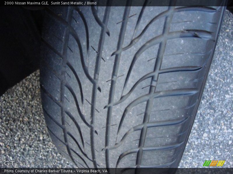 Sunlit Sand Metallic / Blond 2000 Nissan Maxima GLE