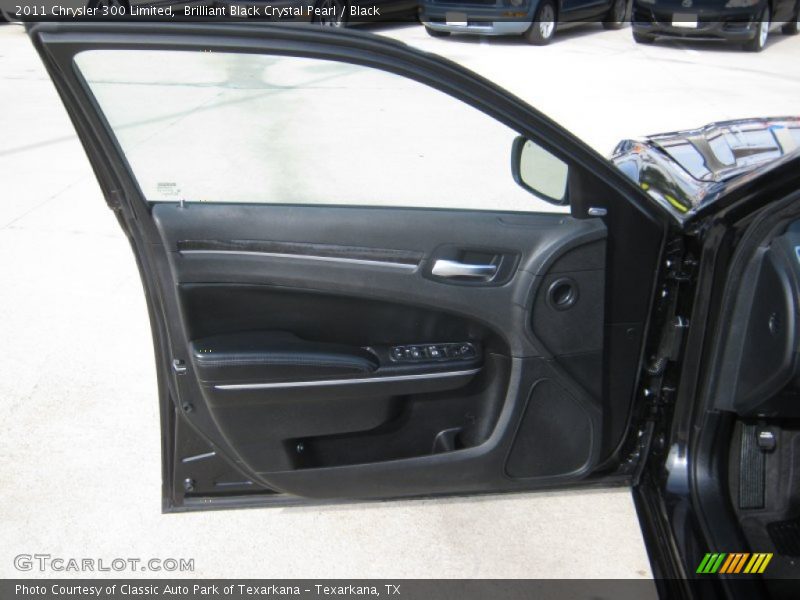 Brilliant Black Crystal Pearl / Black 2011 Chrysler 300 Limited
