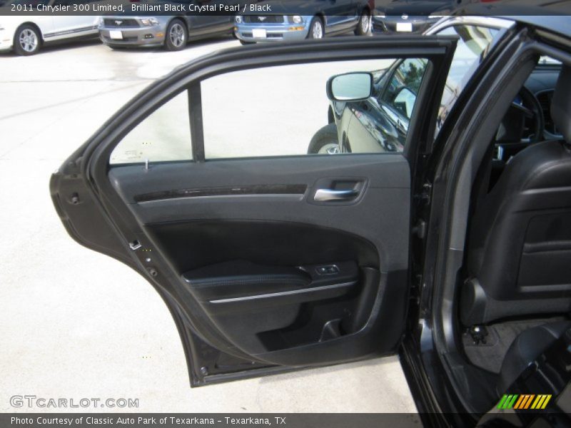 Brilliant Black Crystal Pearl / Black 2011 Chrysler 300 Limited