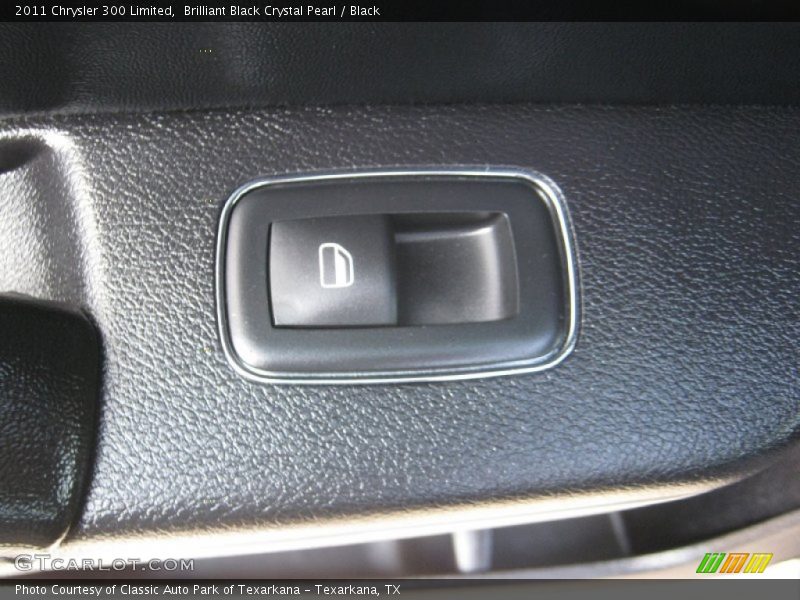 Brilliant Black Crystal Pearl / Black 2011 Chrysler 300 Limited