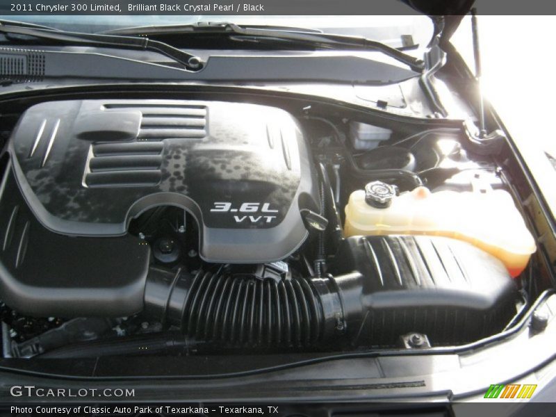 Brilliant Black Crystal Pearl / Black 2011 Chrysler 300 Limited