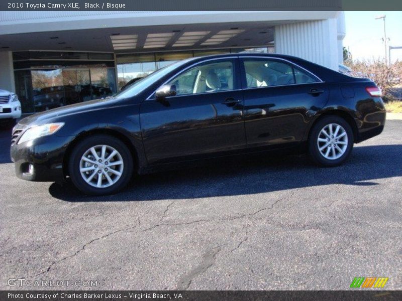 Black / Bisque 2010 Toyota Camry XLE