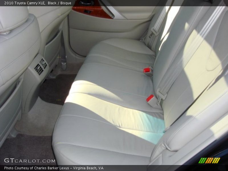 Black / Bisque 2010 Toyota Camry XLE
