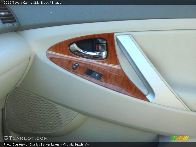 Black / Bisque 2010 Toyota Camry XLE