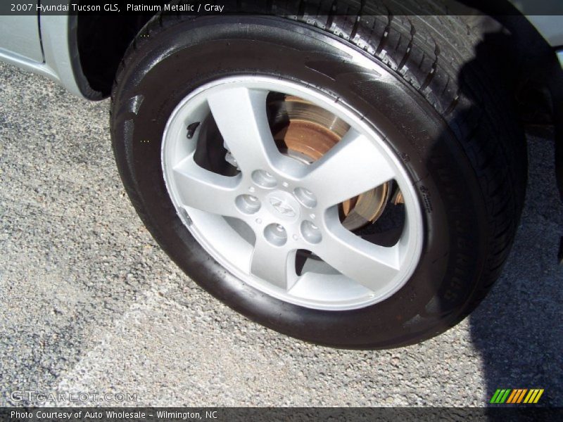 Platinum Metallic / Gray 2007 Hyundai Tucson GLS