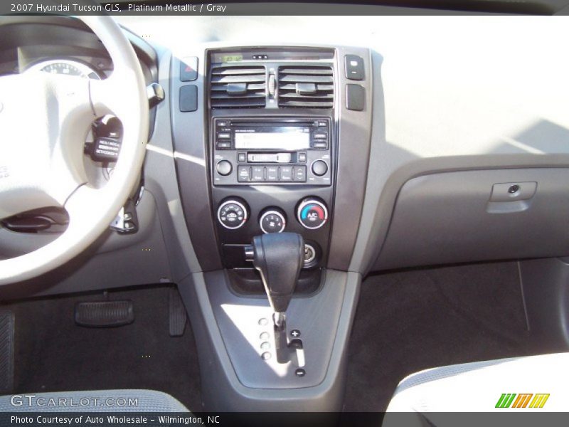 Platinum Metallic / Gray 2007 Hyundai Tucson GLS