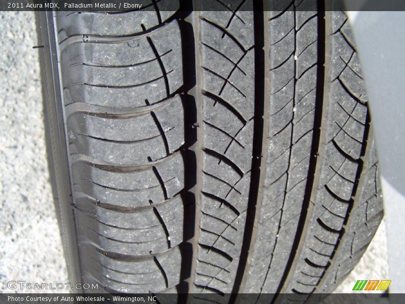 Palladium Metallic / Ebony 2011 Acura MDX