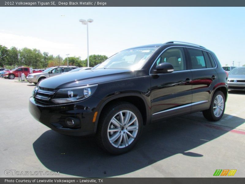 Deep Black Metallic / Beige 2012 Volkswagen Tiguan SE