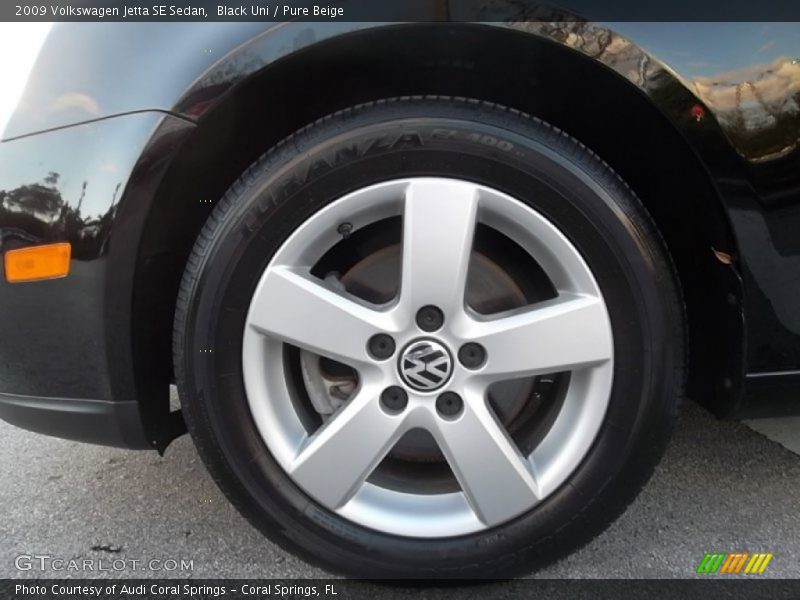 Black Uni / Pure Beige 2009 Volkswagen Jetta SE Sedan